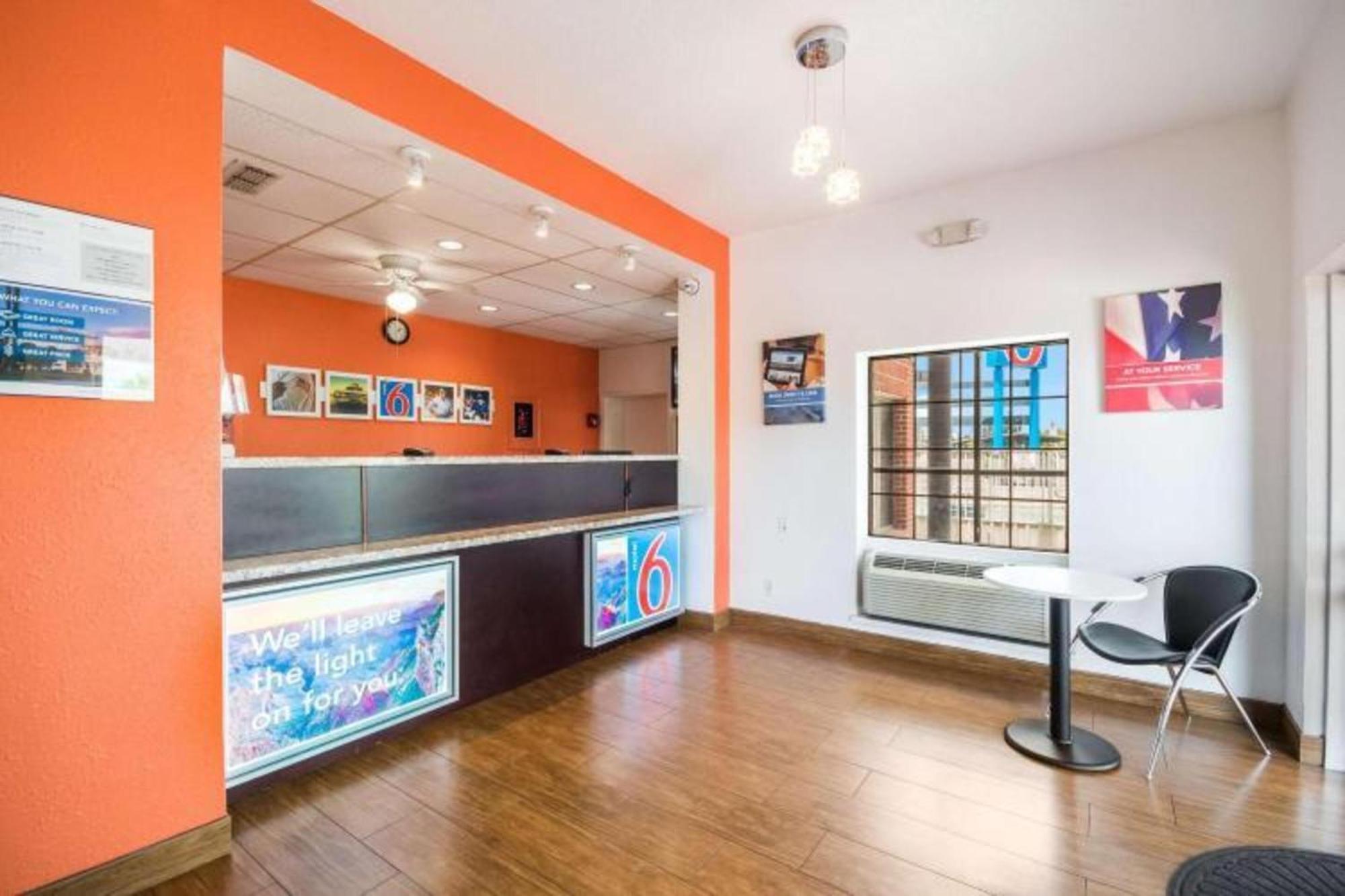 Studio 6 Houston Tx Brookhollow 외부 사진
